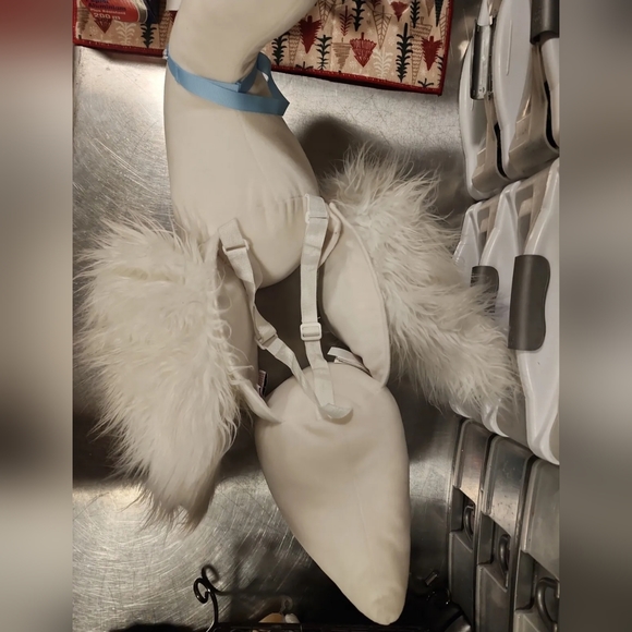 Gillians Closet White Swan Costume kids age 3-7 Cosplay Halloween/ plush display - Picture 3 of 5